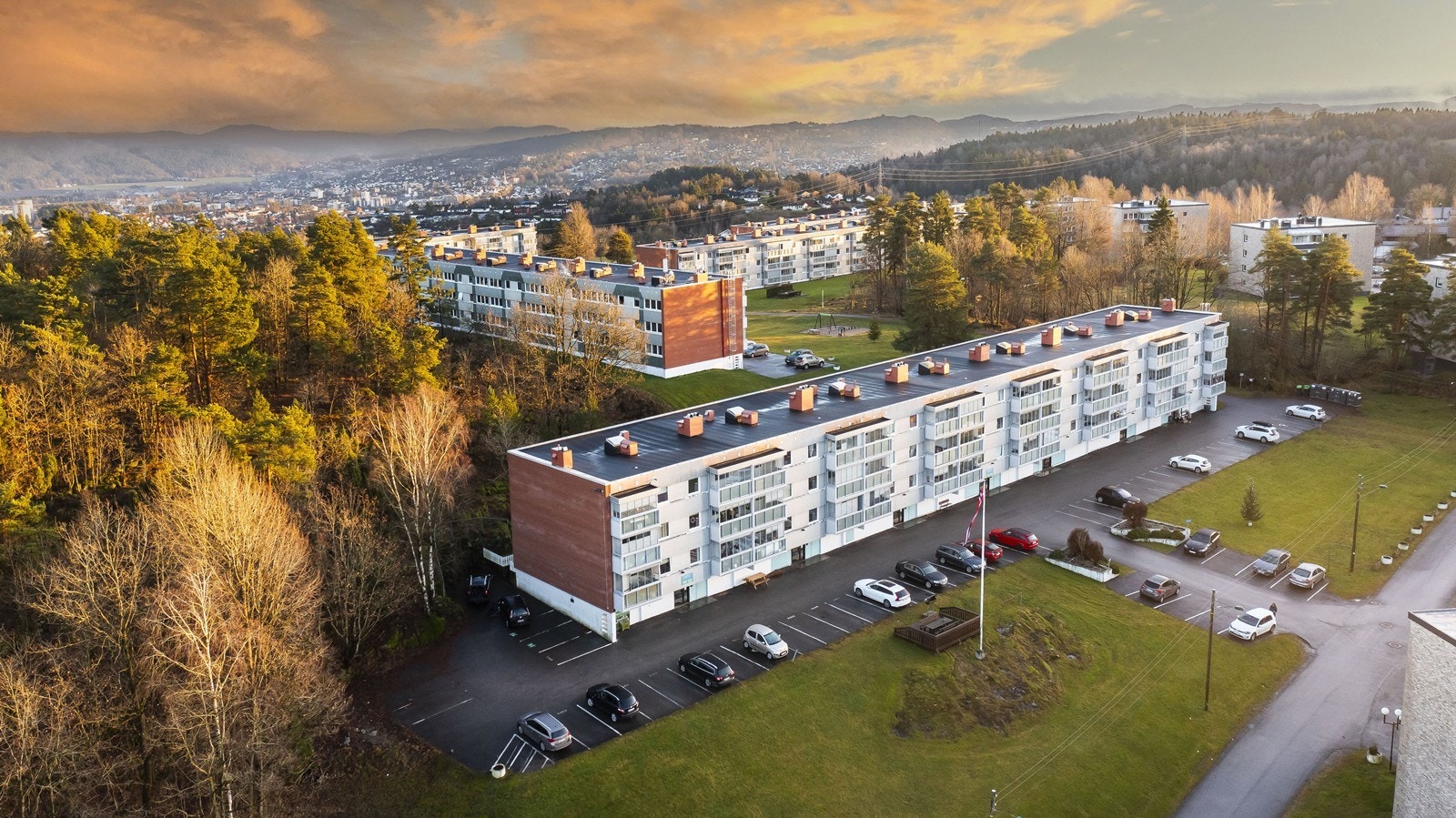 Ca 2,5 km til Porsgrunn sentrum Galleribilde