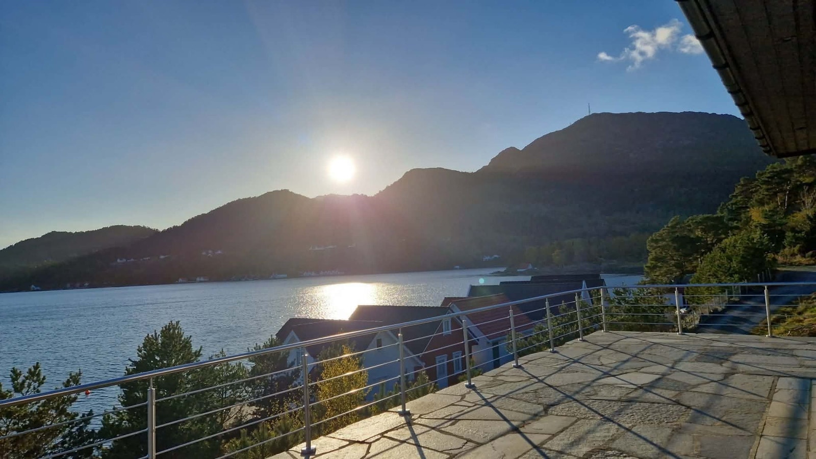 Vakker utsikt opp mot Siggjo. Galleribilde