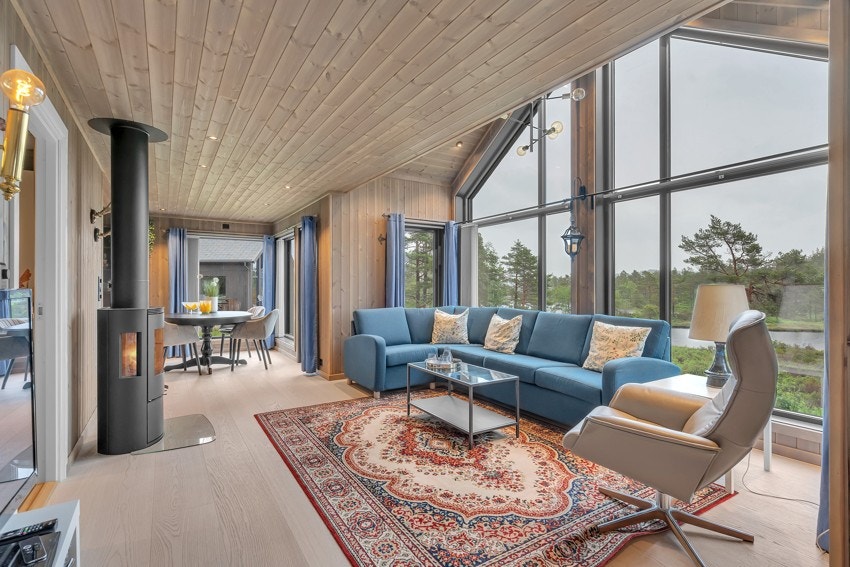 Exbo v/Martin Tollefsen Jensen har gleden av å presentere Skoretjønnheia 78! Galleribilde