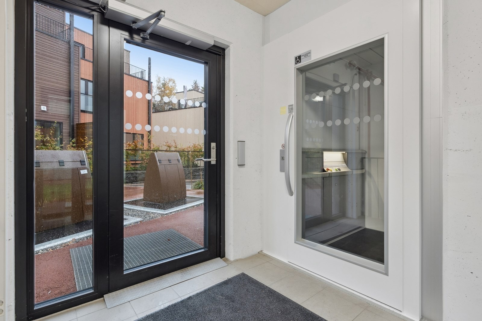 Det er heistilgang til garasjeanlegget. Galleribilde