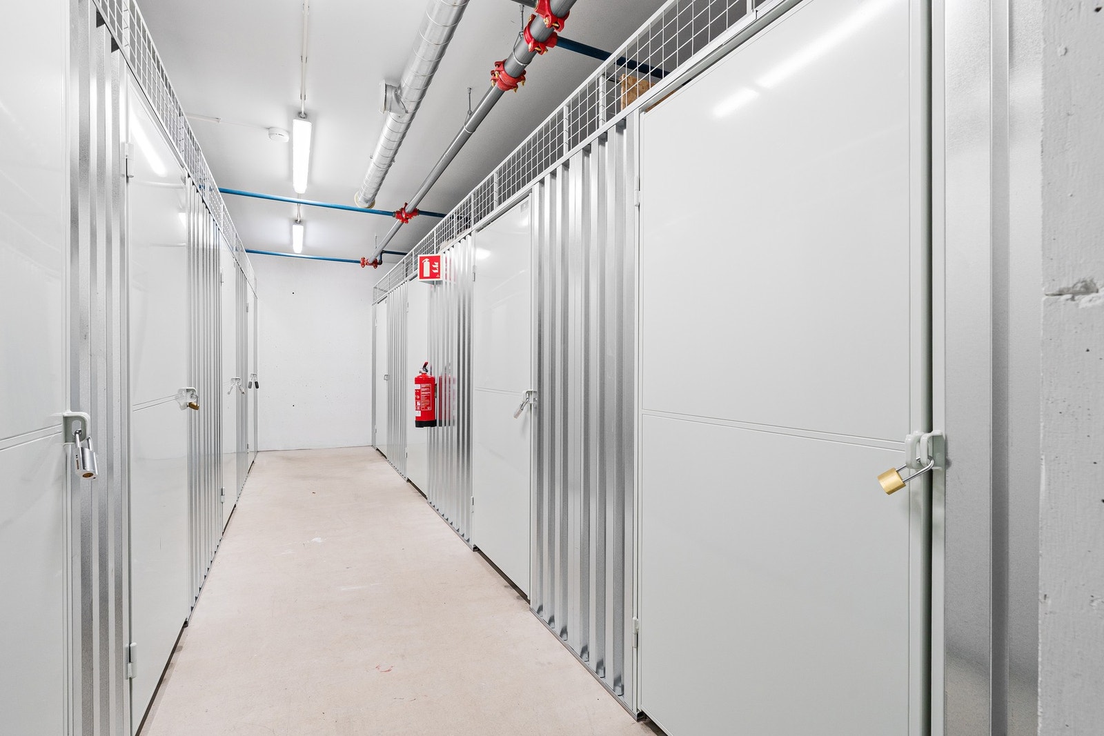 Egen, låsbar bod i felles kjeller Galleribilde