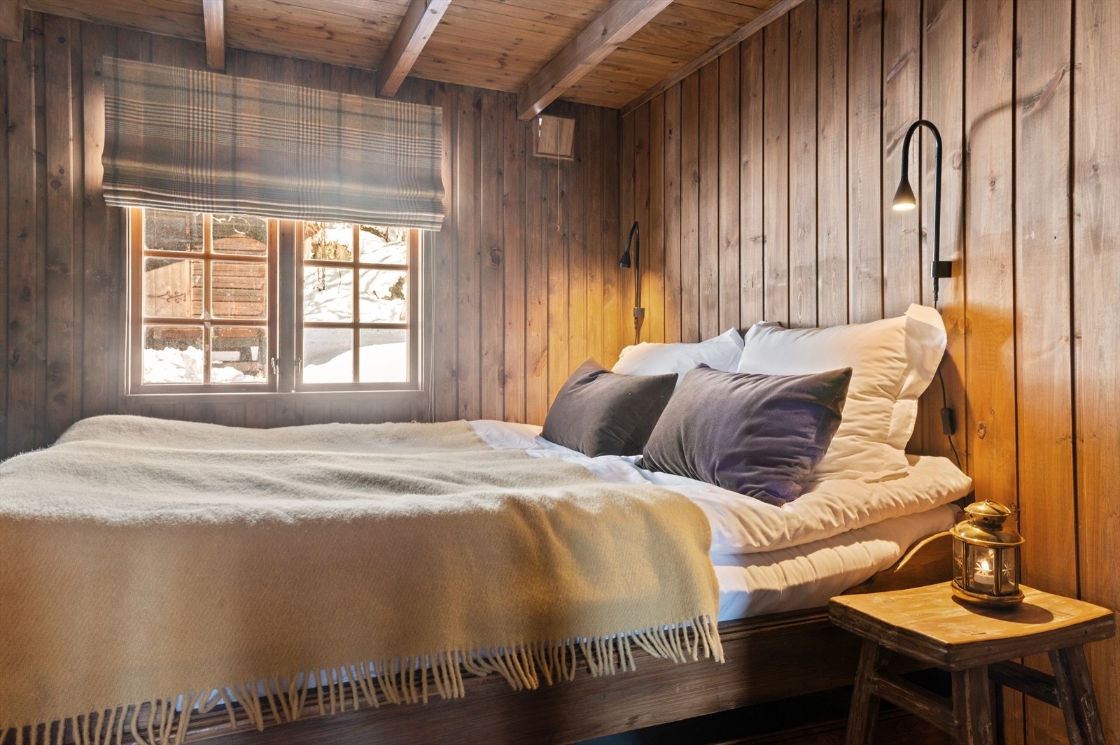 Hytta har to soverom - Det ene med dobbelseng Galleribilde