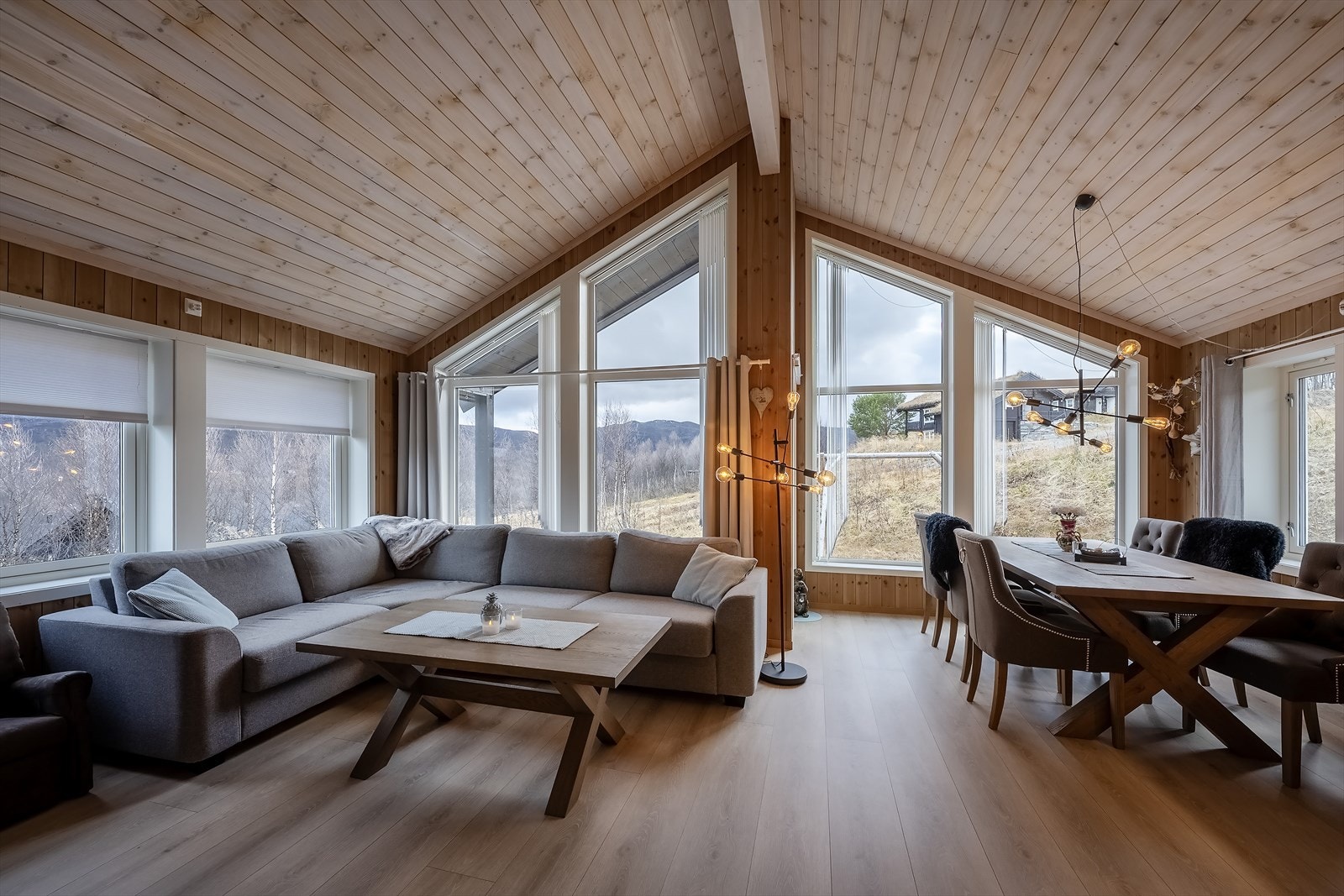 Stue/kjøkken Galleribilde