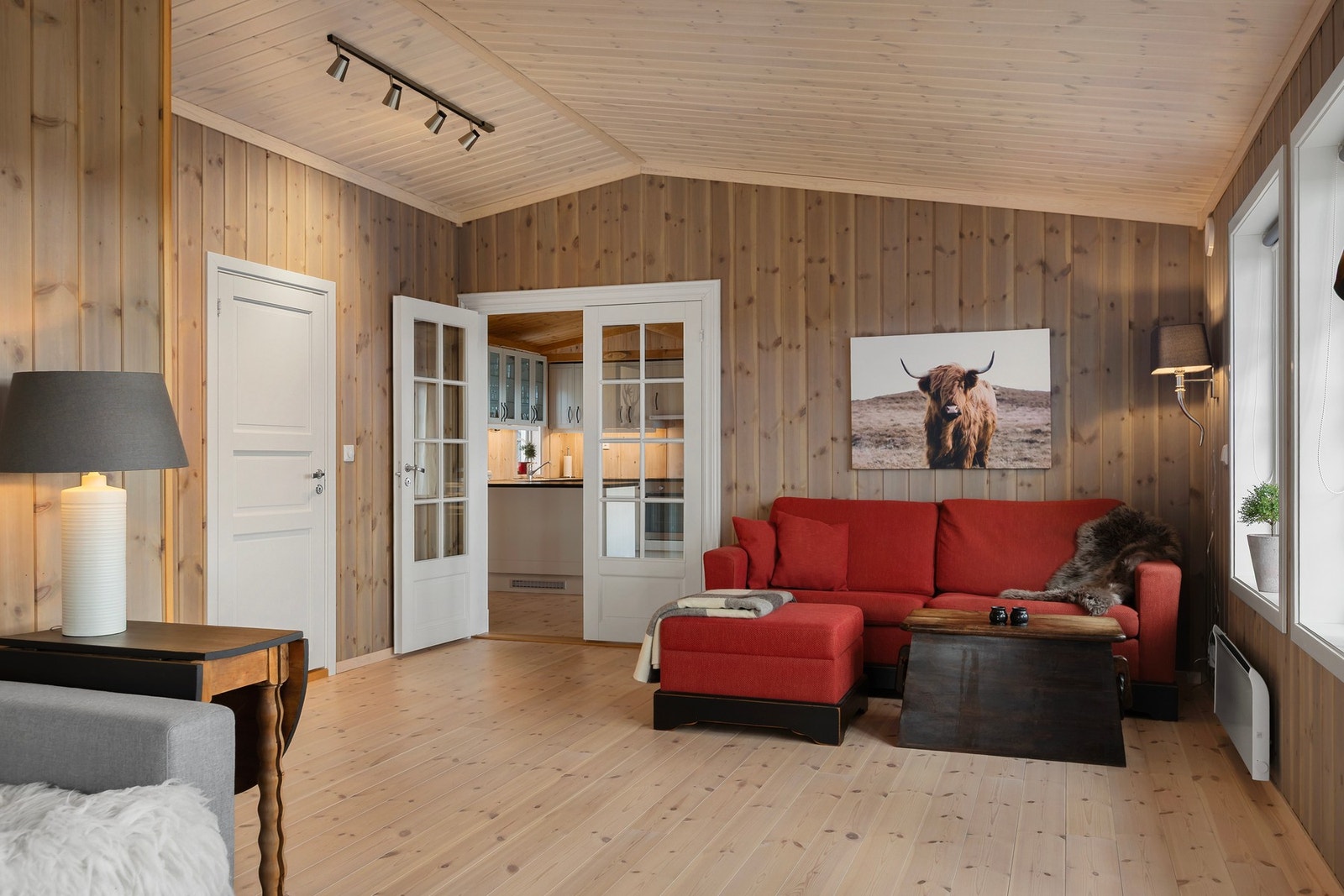 I stuen er det flere møbleringsmuligheter. Galleribilde