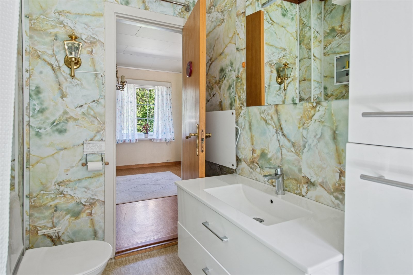 Baderom i 2. etasje. Galleribilde