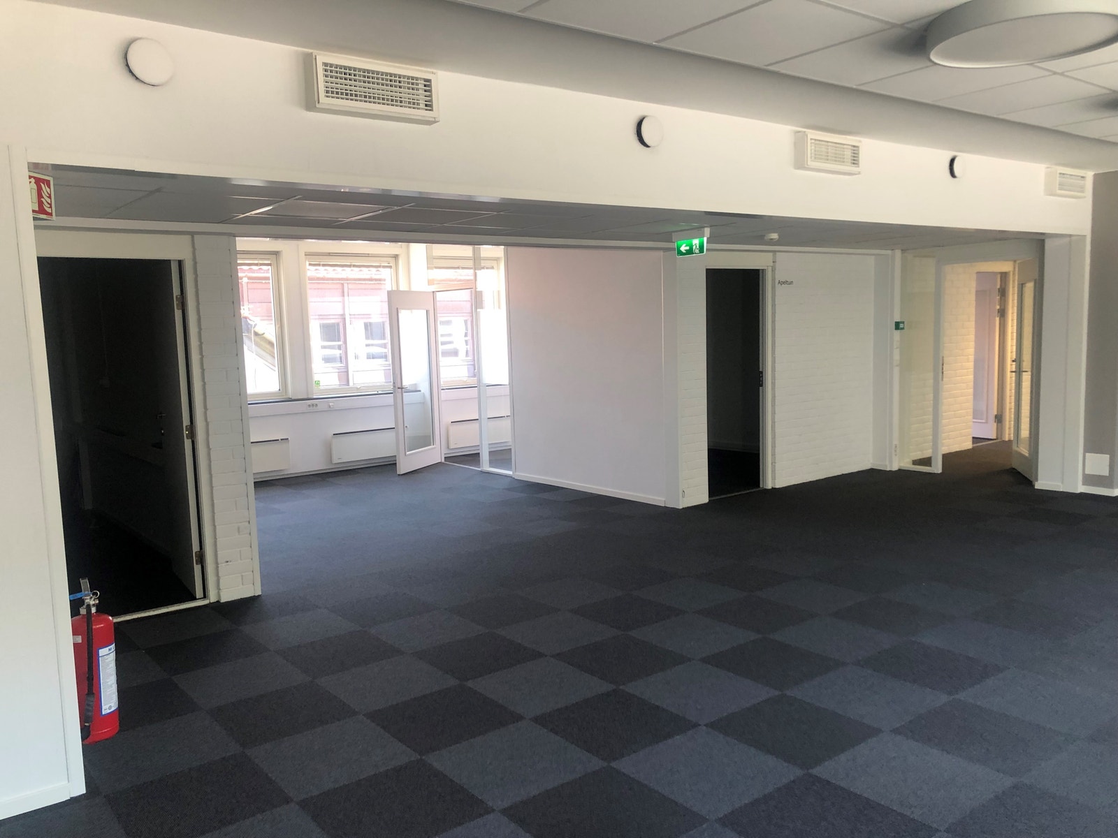 Åpent kontorlandskap Galleribilde