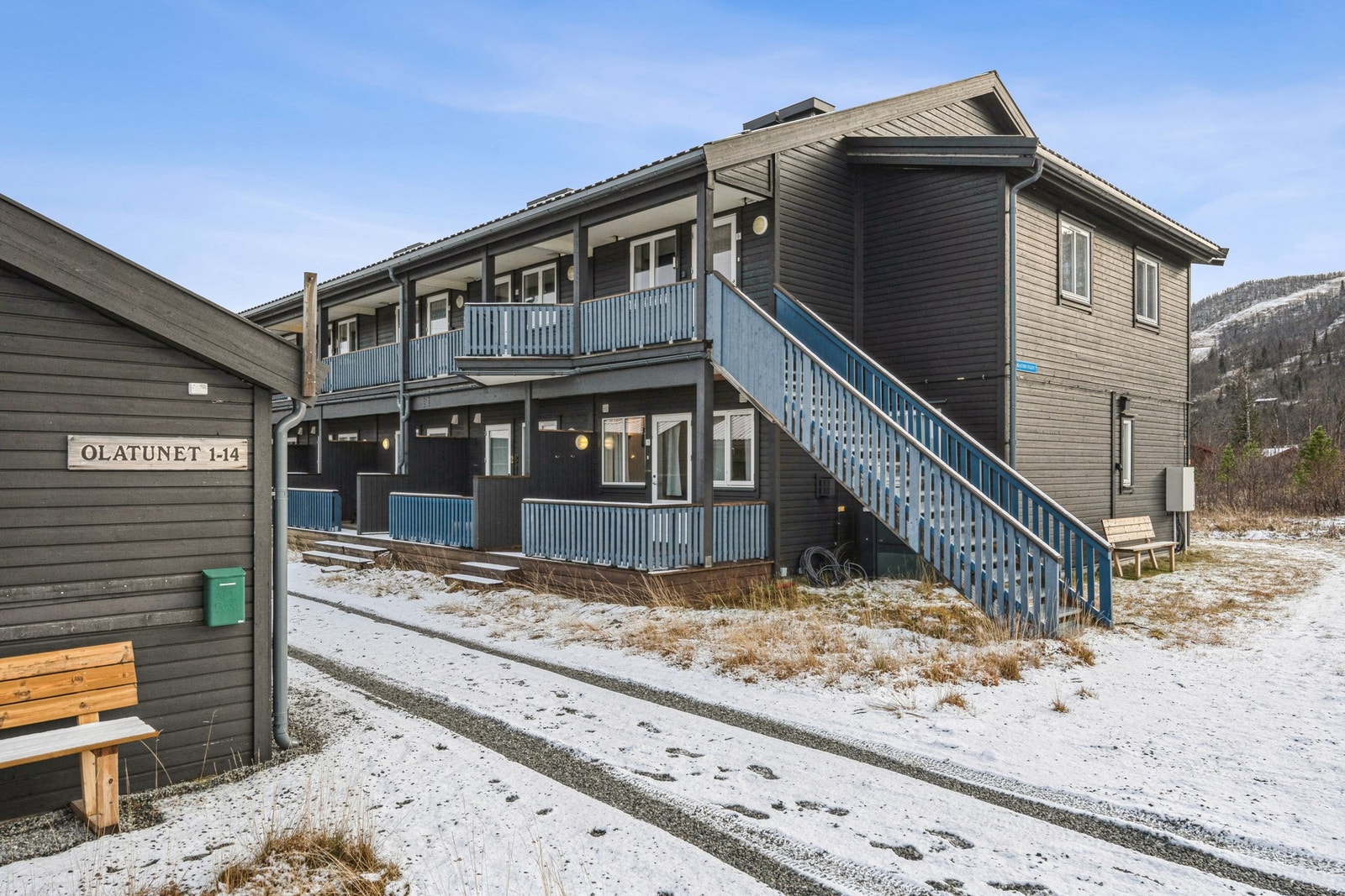 Leiligheten ligger i 1. etasje i Olatunet Boligsameie. Galleribilde