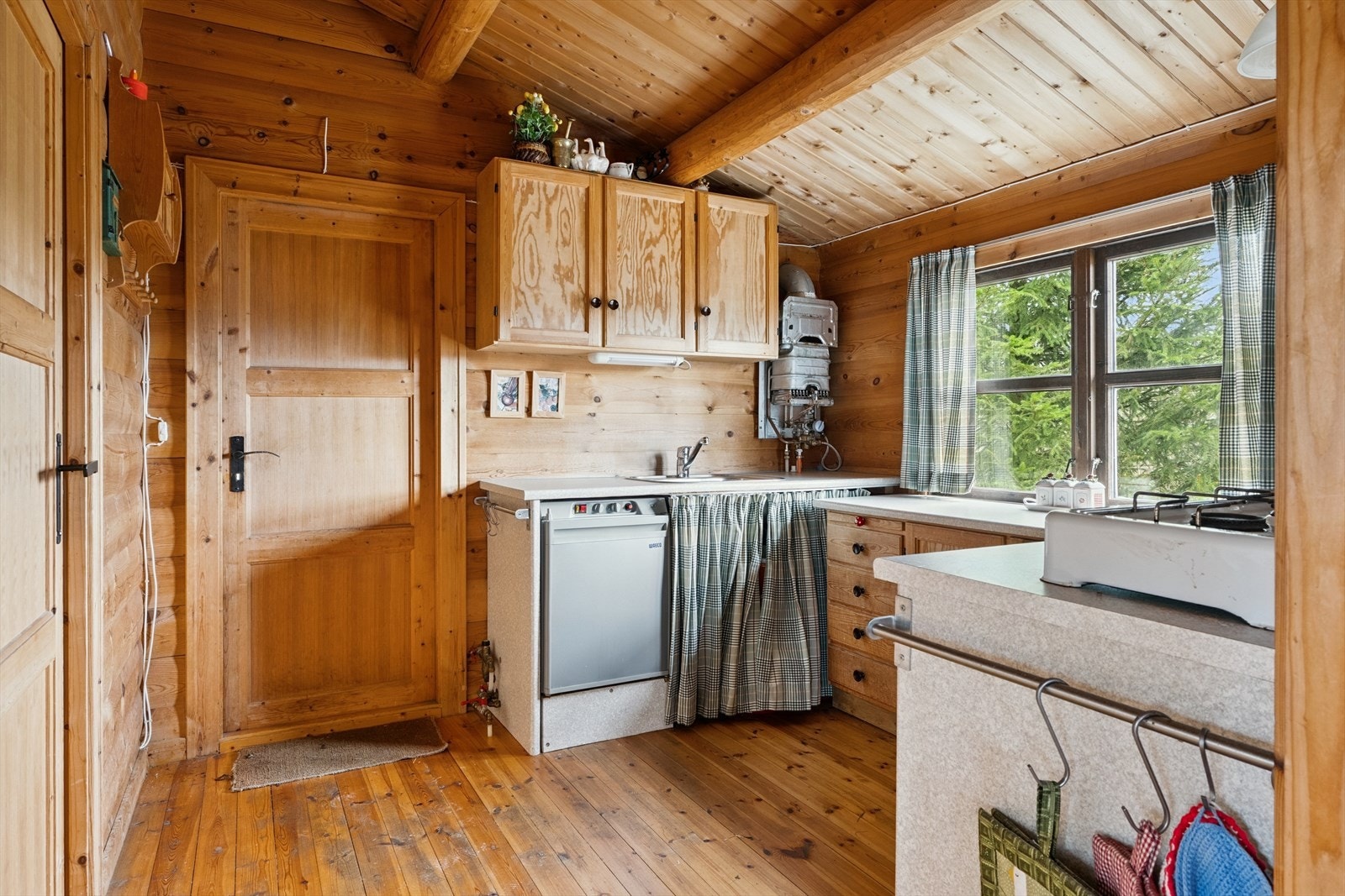 Gassvarmer for oppvarming av vann. Galleribilde