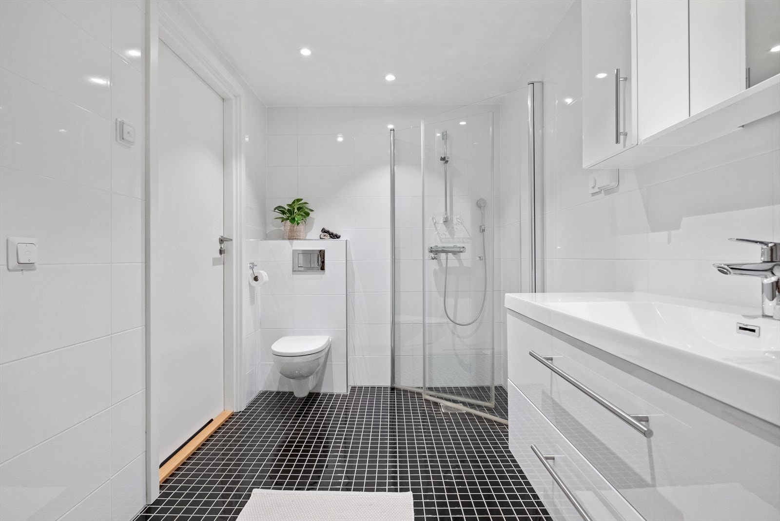 Balansert ventilasjon sikrer godt inneklima på badet Galleribilde