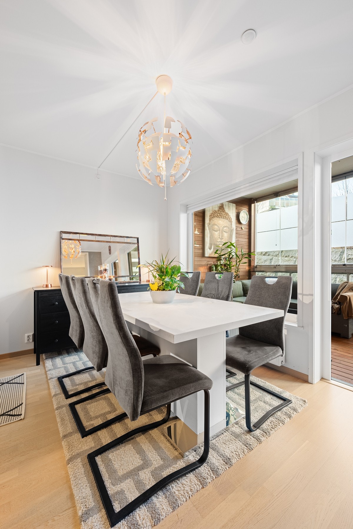 Komfyrvakt og automatisk vannstoppesystem gir ekstra trygghet i hverdagen. Galleribilde