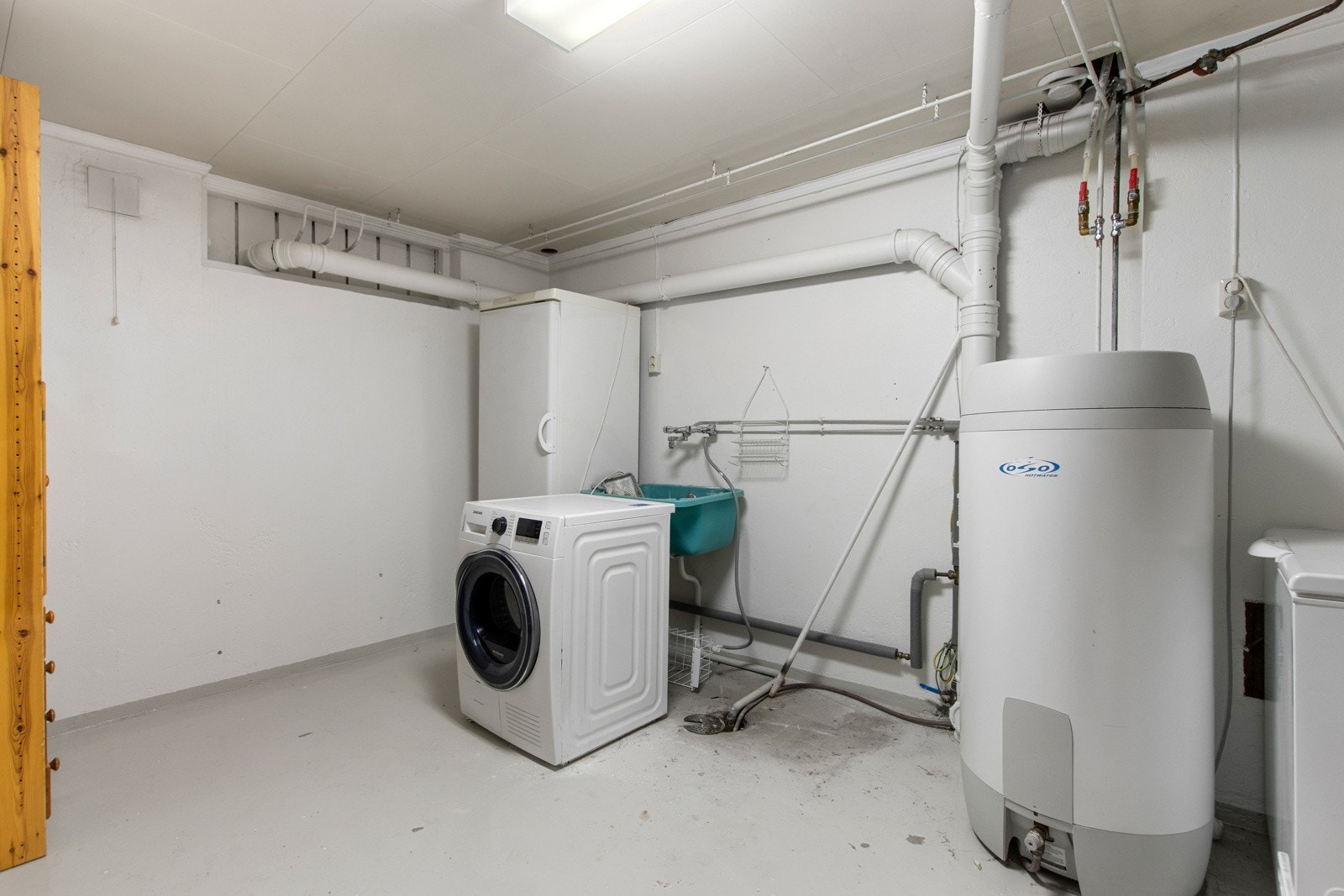 Vaskerom Galleribilde