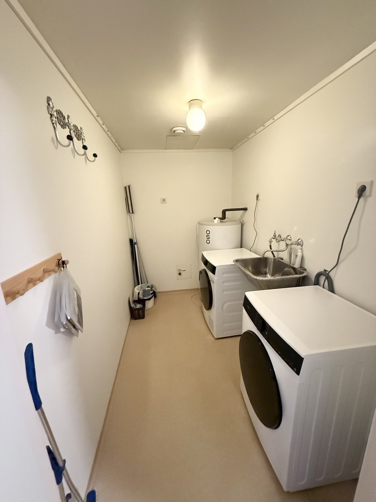 Vaskerom Galleribilde