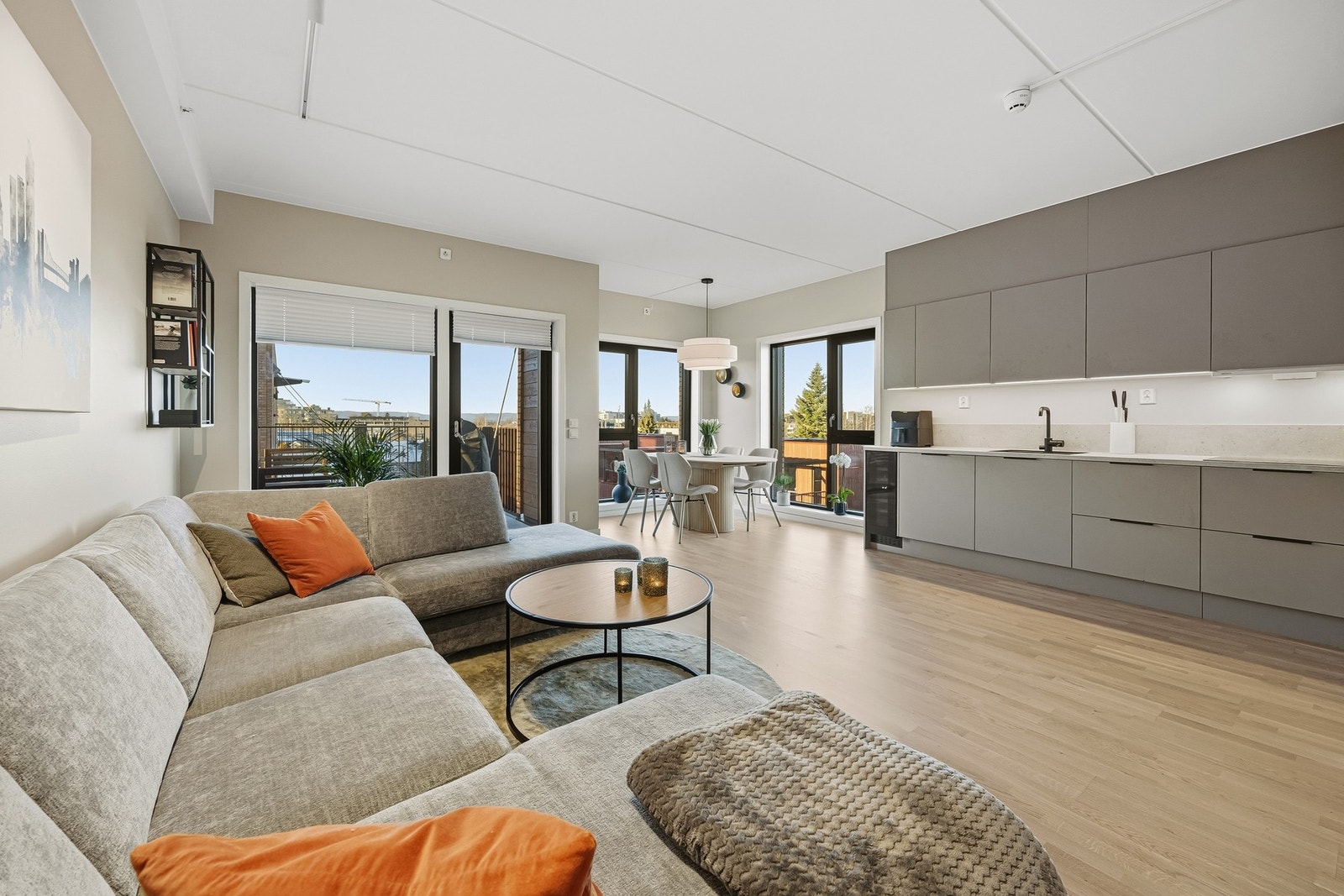 Nyoppført og moderne 3-roms selveierleilighet. Galleribilde