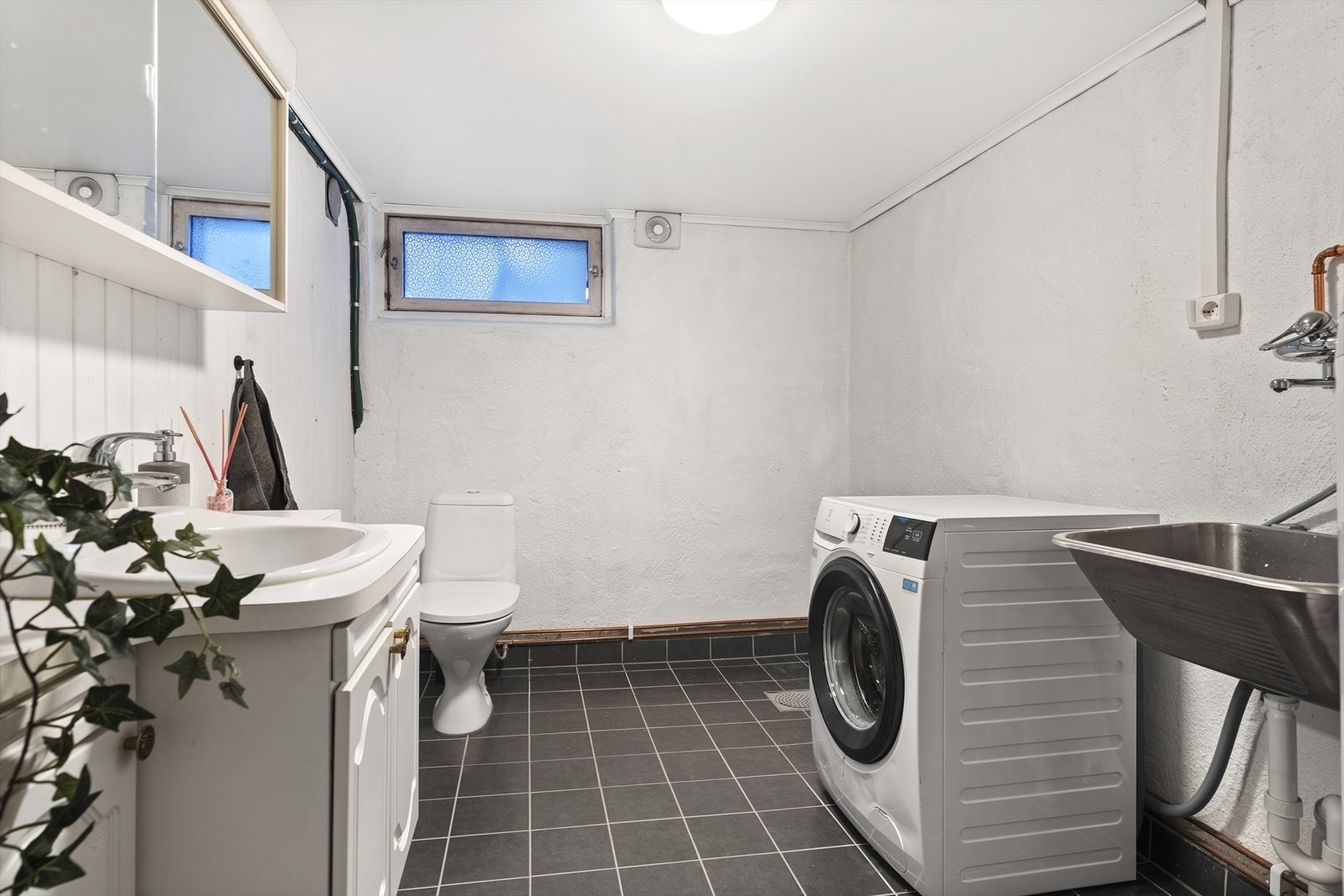 Vaskerom. Galleribilde