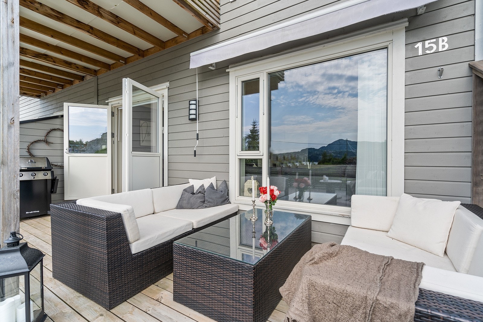 Terrasse. Galleribilde