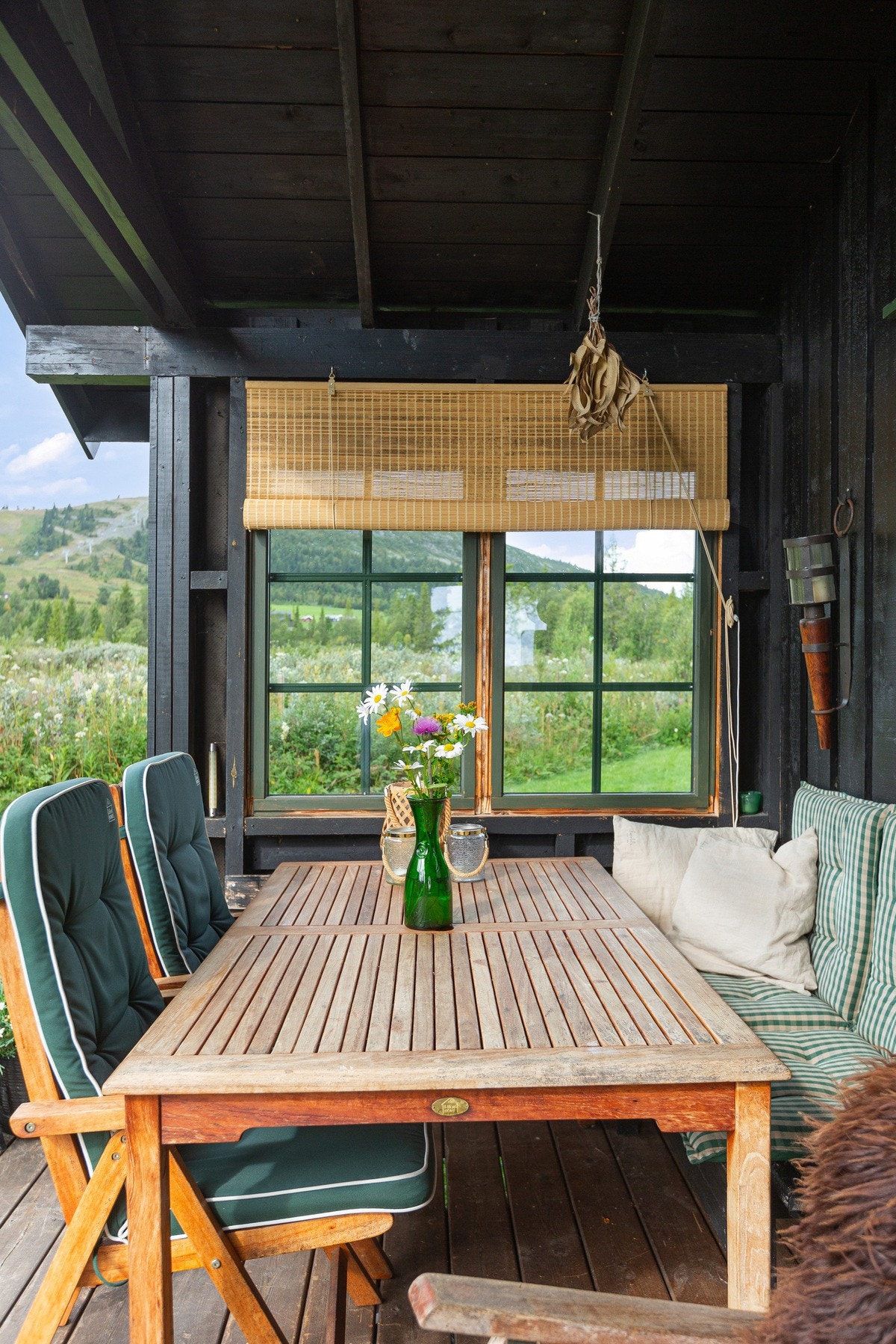 Praktisk med overbygget terrasse. Galleribilde