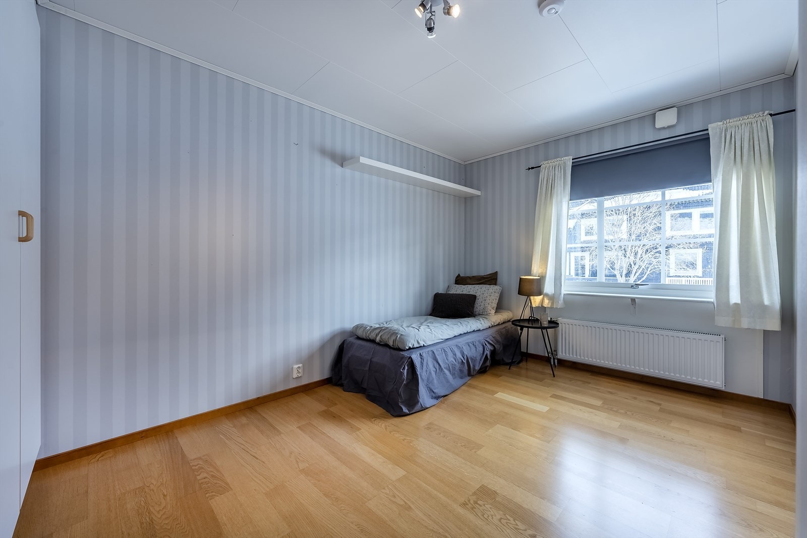 Etasjens andre soverom er 11,5m² Galleribilde