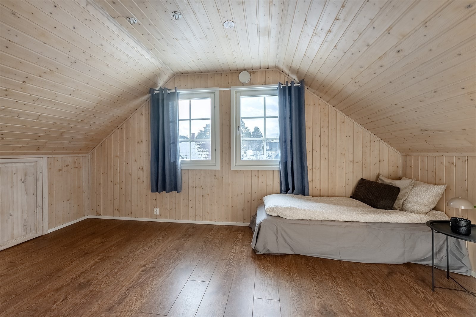 Soverommet mot sørvest er ca. 10m² Galleribilde