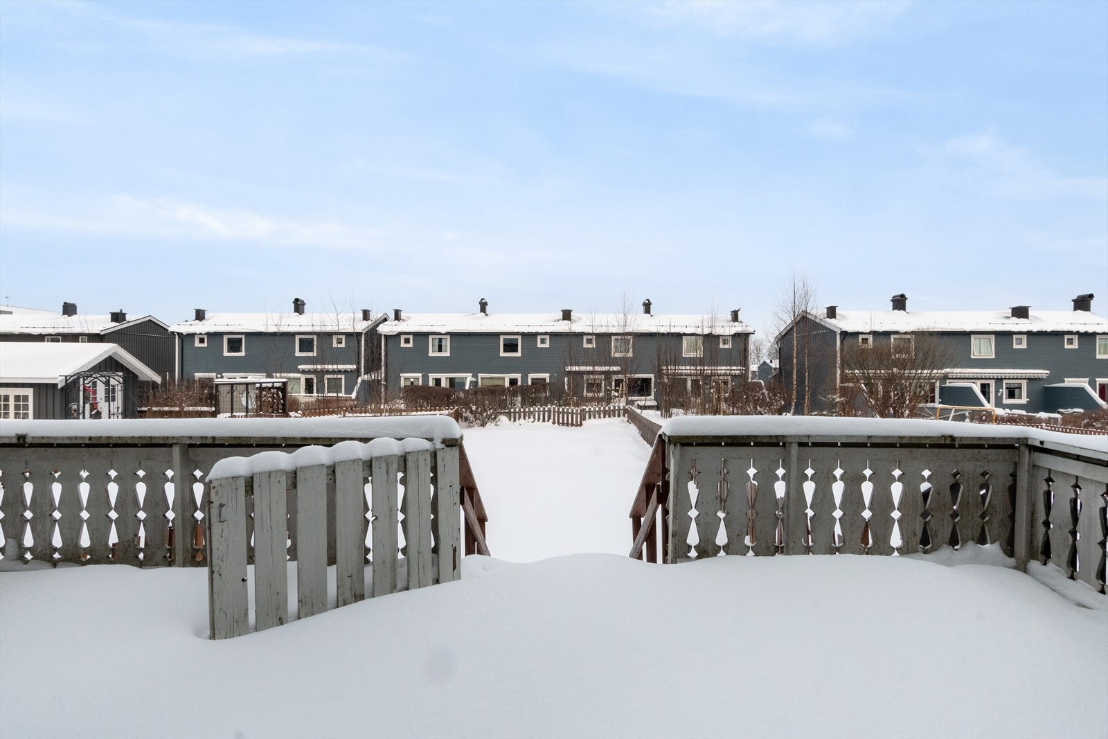 Tomten er romslig og solrik! Galleribilde