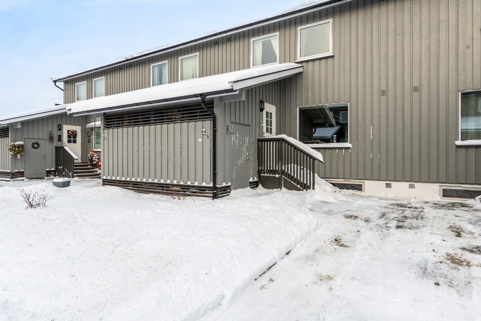 Fasade - her er det også en praktisk utebod ved inngangen! Galleribilde