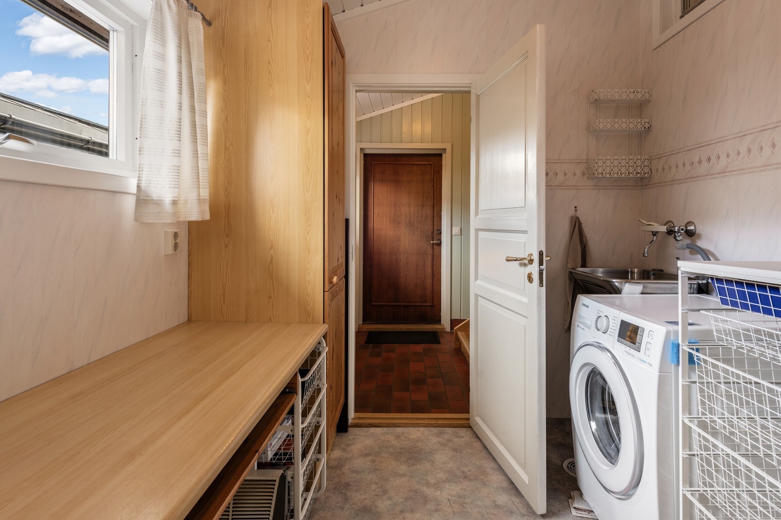 Vaskerom i hovedetg Galleribilde