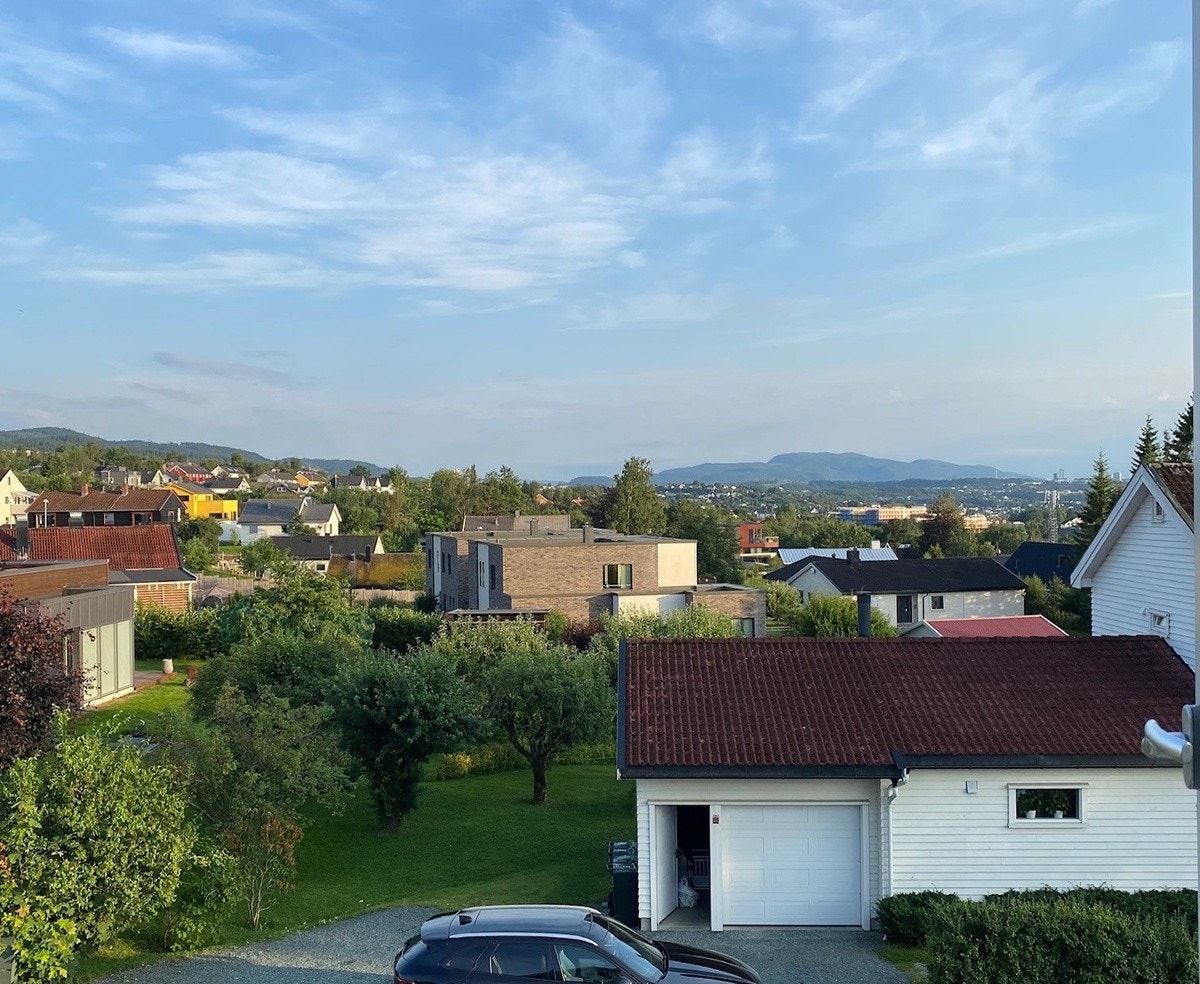 Hybel sør utsikt Galleribilde