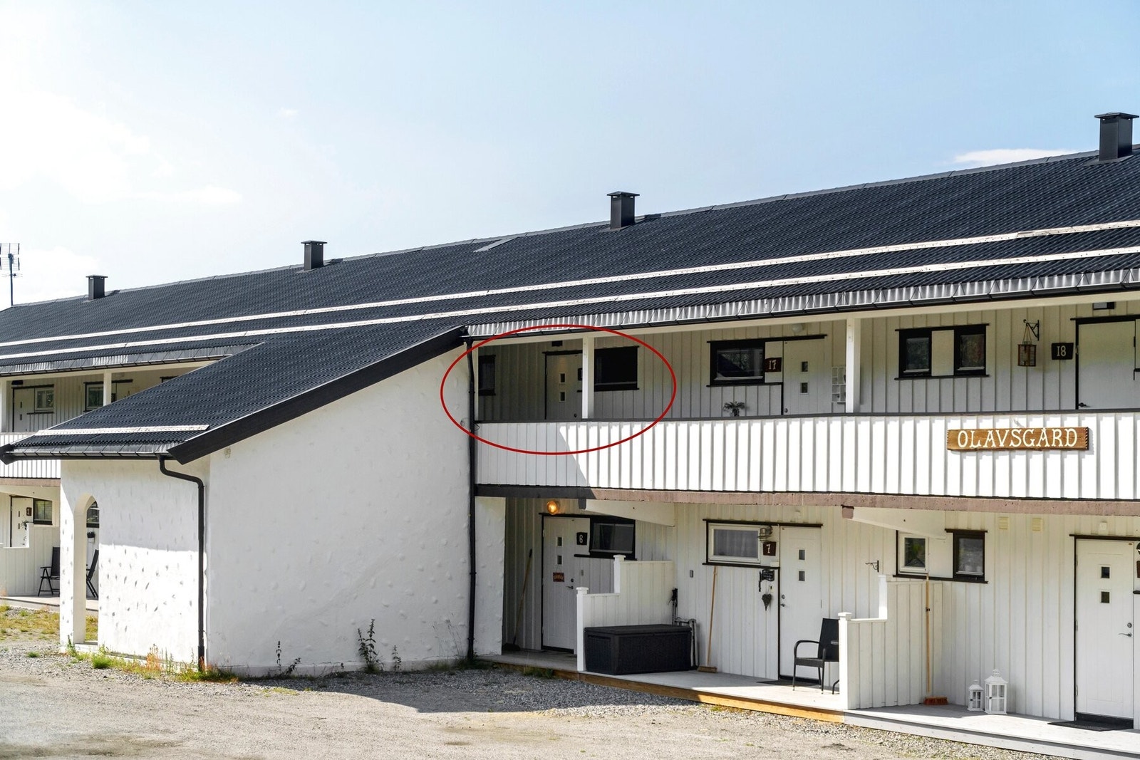 Leiligheten ligger i byggets 2. etasje. Galleribilde