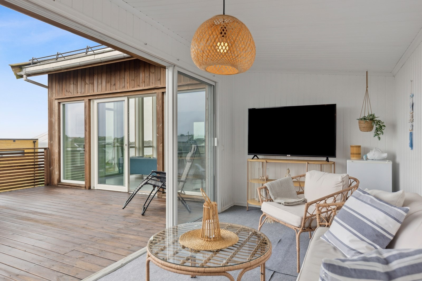 Hagestue med gode møbleringsmuligheter. Galleribilde