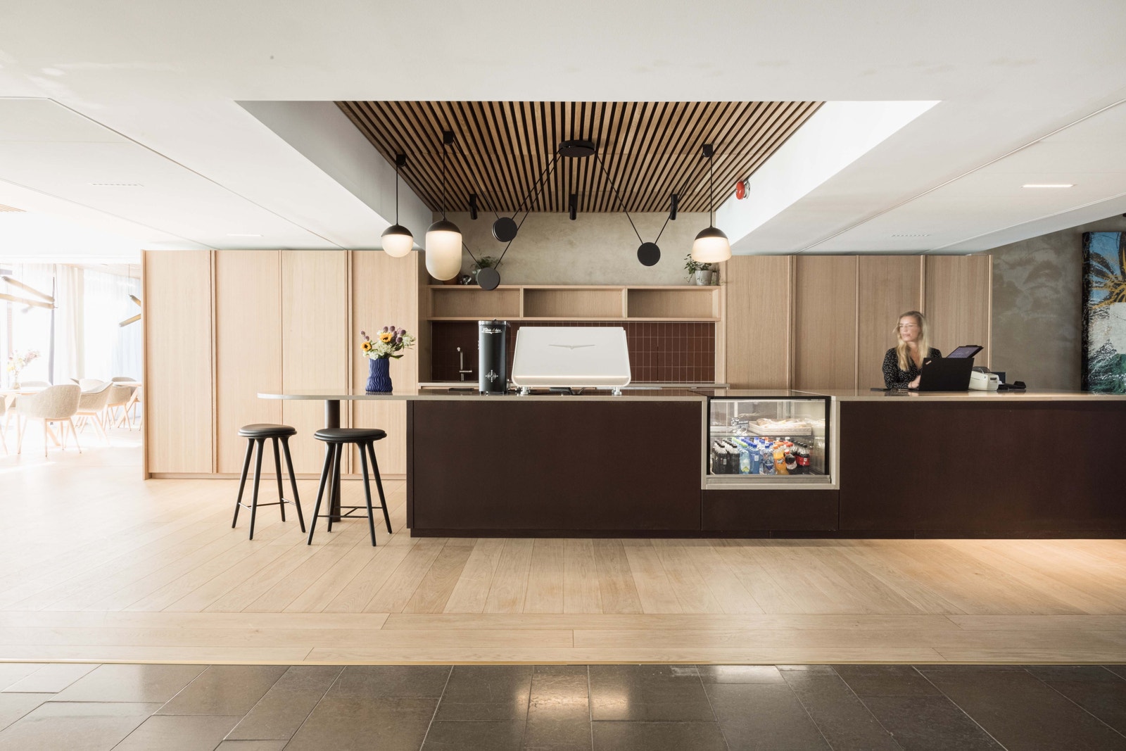 Betjent resepsjon Galleribilde