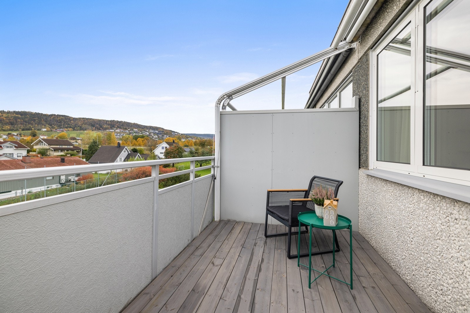 Her kan du nyte solen uten innsyn. Galleribilde