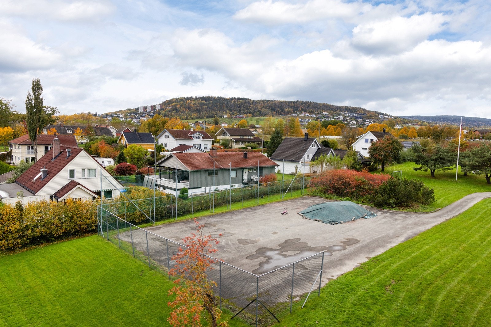 Et hyggelig og veletablert borettslag med fine fellesområder. Galleribilde