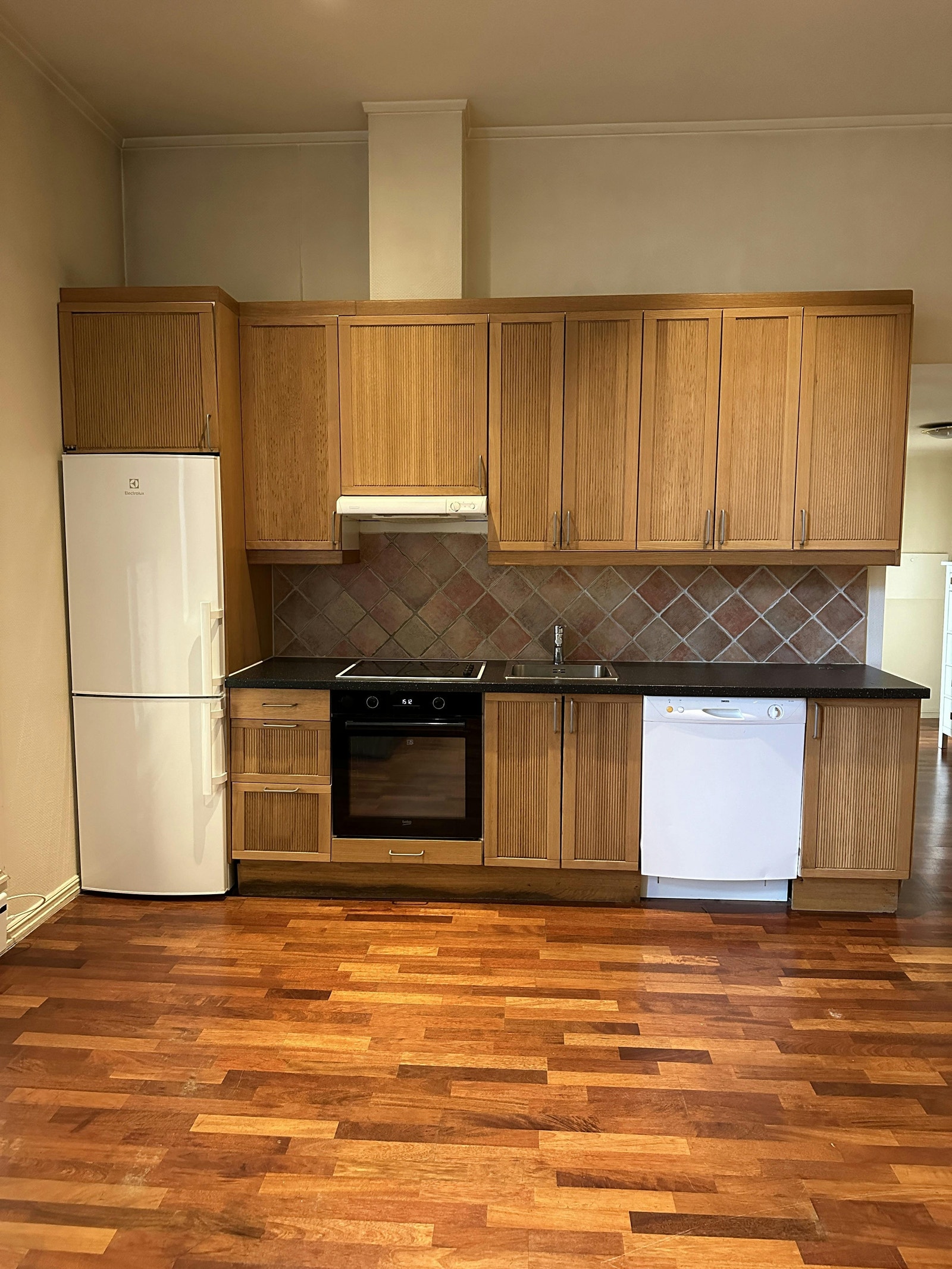 Stue med åpent kjøkken Galleribilde