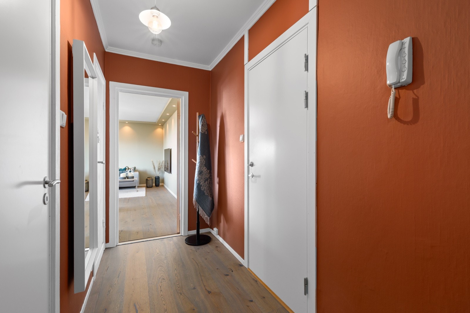 Callinganlegg med automatisk døråpner Galleribilde