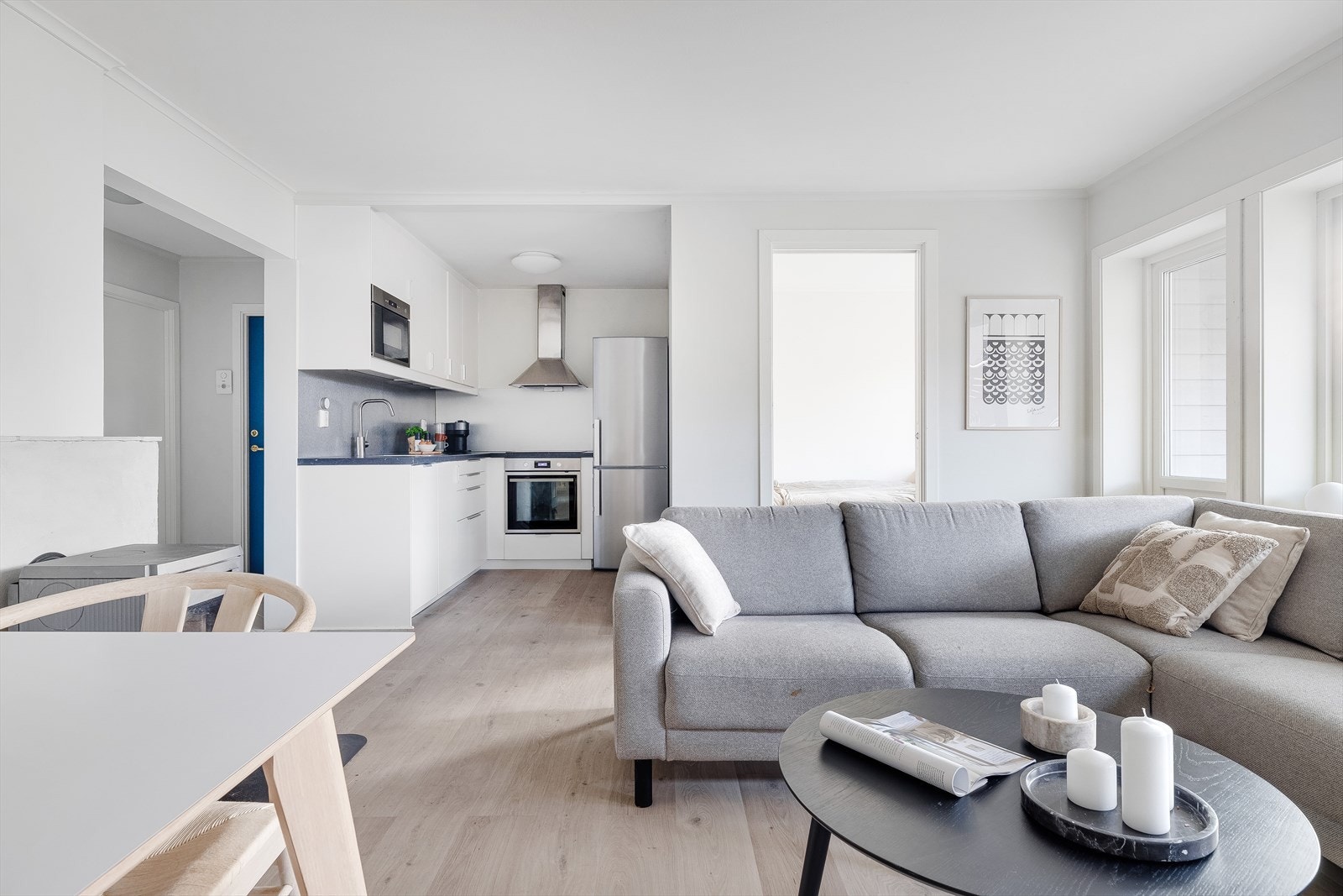 God flyt mellom stue og kjøkken. Galleribilde