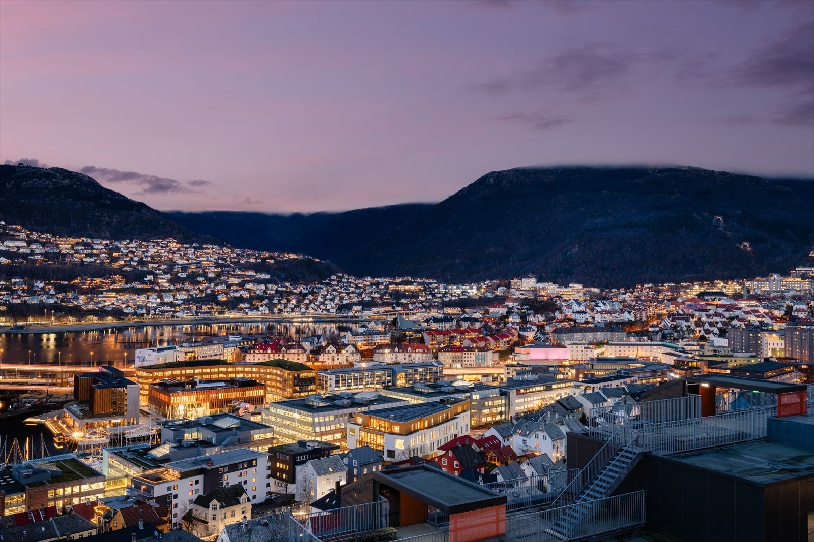 Borettslaget har flere takterrasser som kan benyttes av beboerne Galleribilde