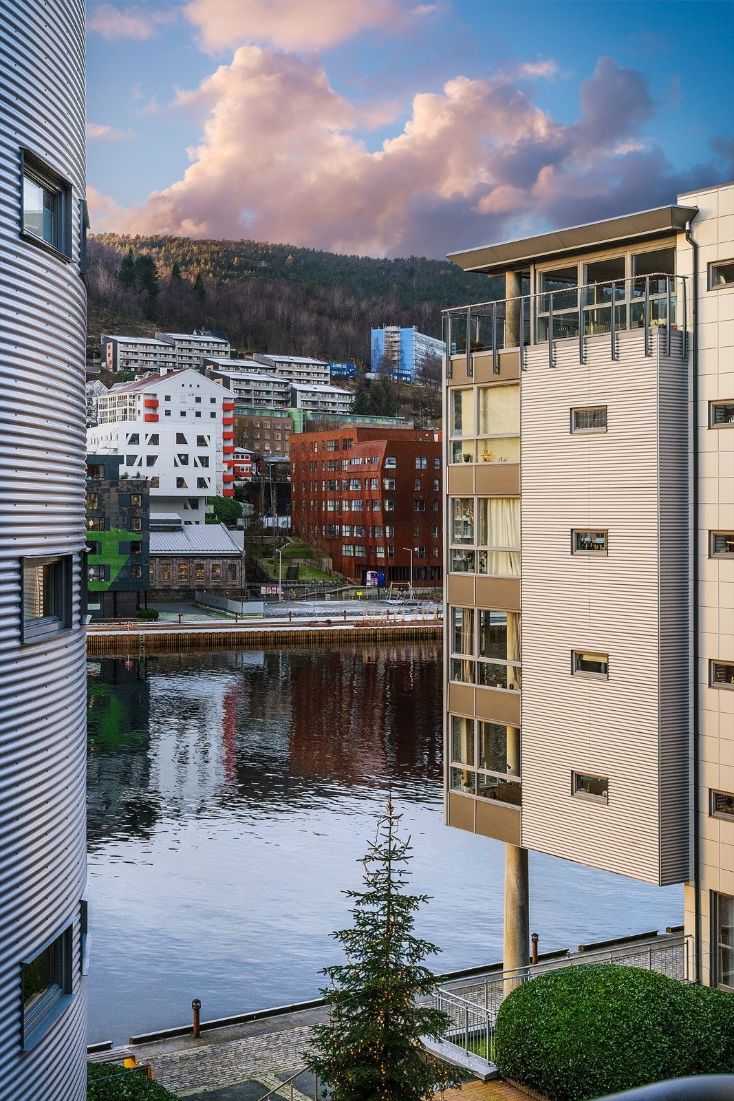 - Puddefjorden Borettslag er veldrevet med positiv økonomi- Galleribilde