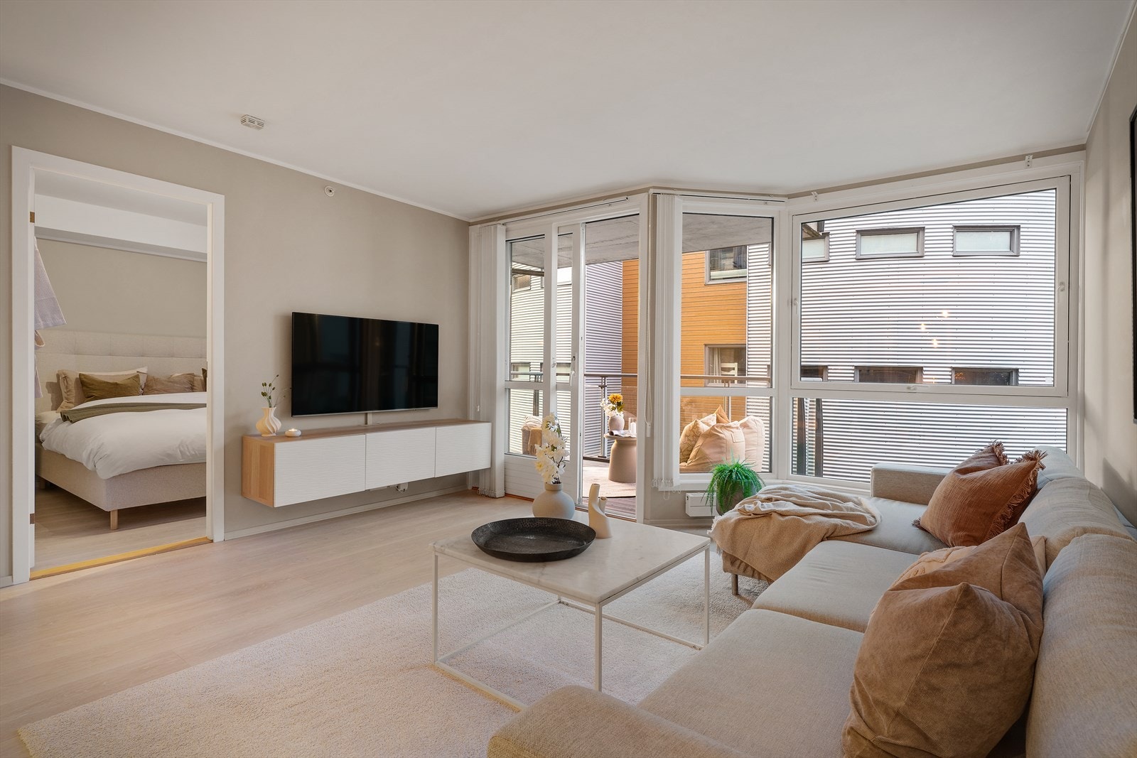 - Leiligheten har balansert ventilasjon, noe som bidrar til bedre luftkvalitet, innemiljø og energieffektivitet - Galleribilde