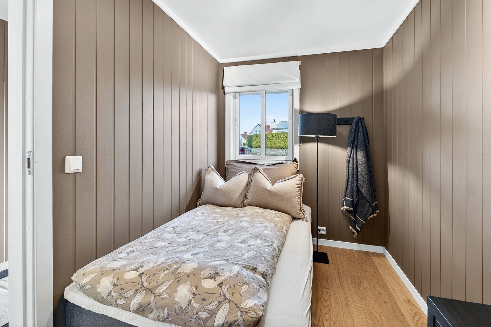 Soverom 2 fungere ypperlig som både soverom, gjesterom og kontor. Galleribilde