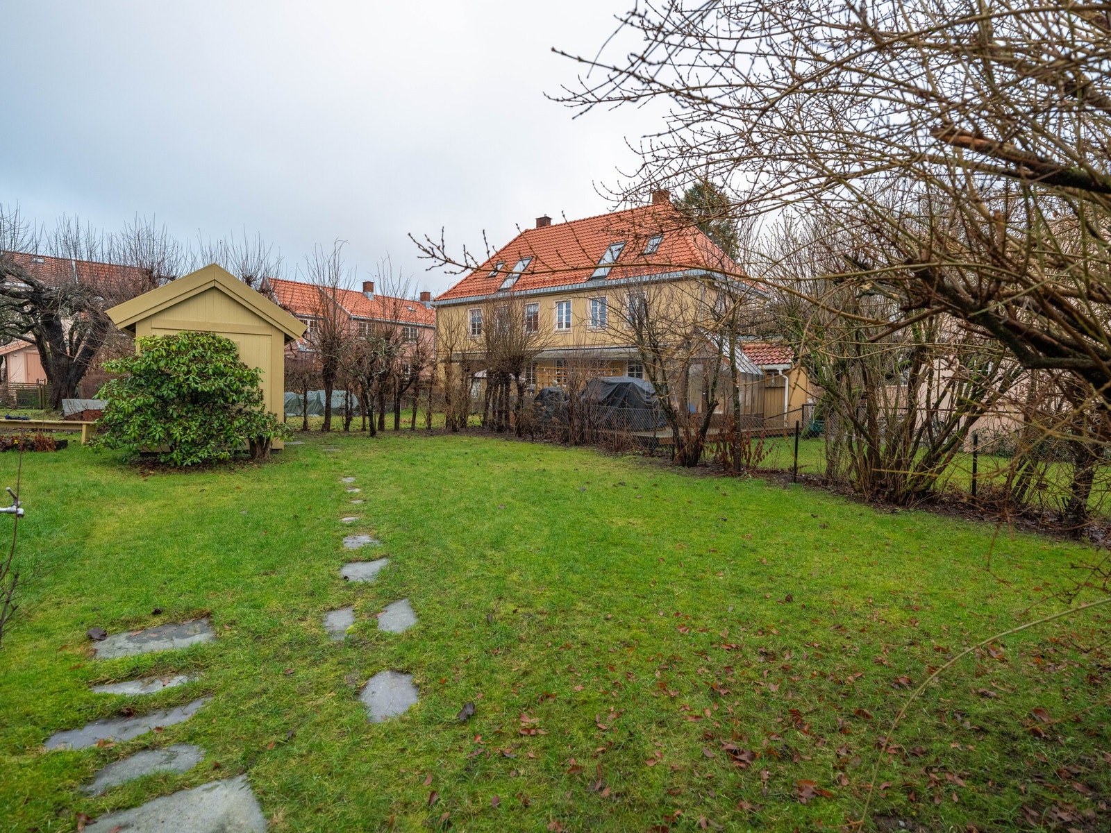 Hagen er kun din egen, og er stor og god. Galleribilde