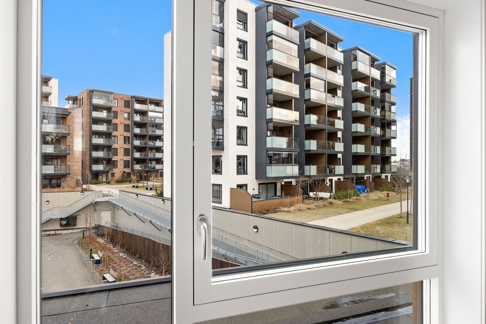 Utsikt fra stue Galleribilde