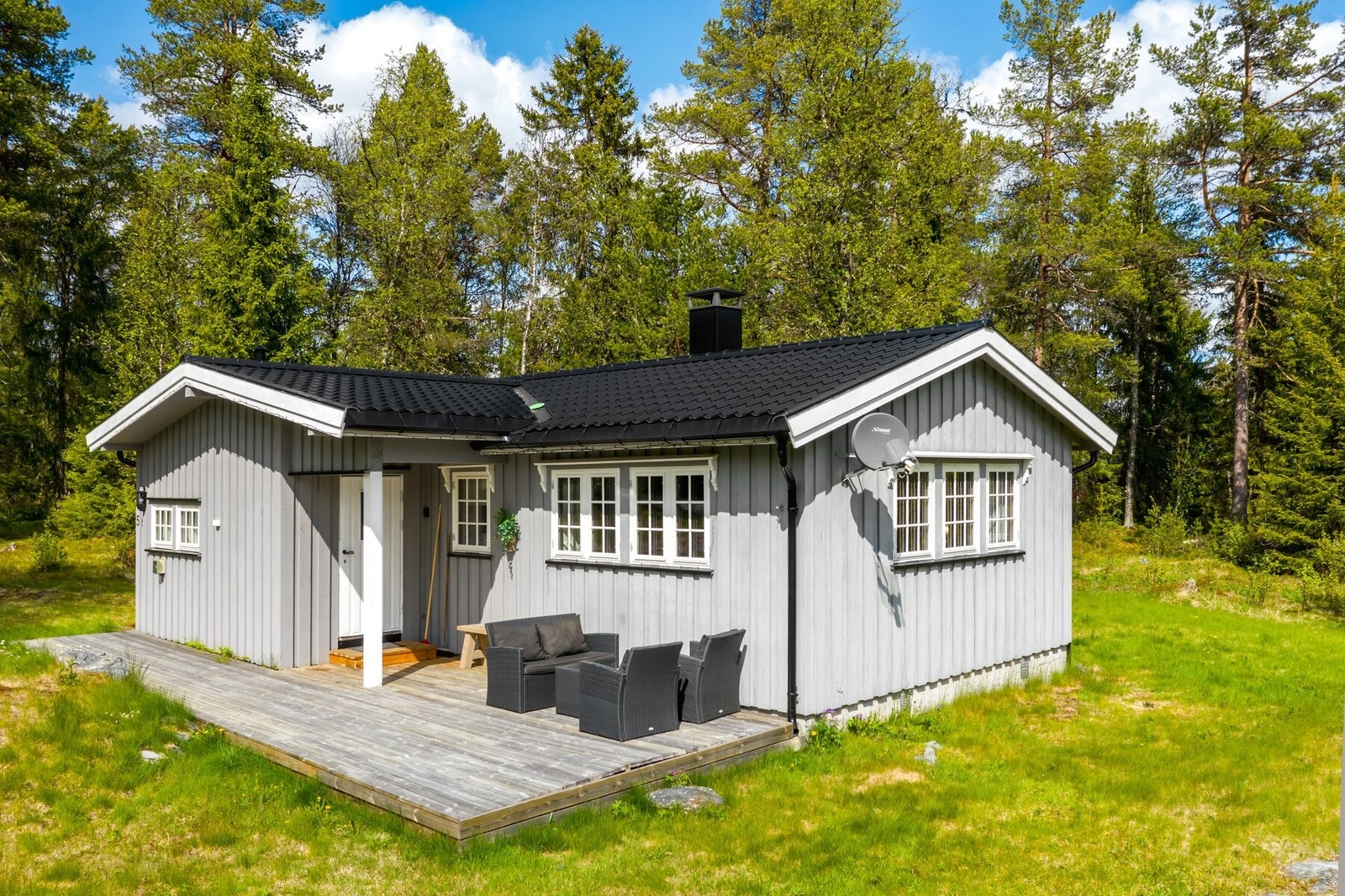 Eie Fjellmegleren har gleden av å presentere Slåttebuvegen 56!
Foto: 360 Foto Frank Tolpinrud. Galleribilde