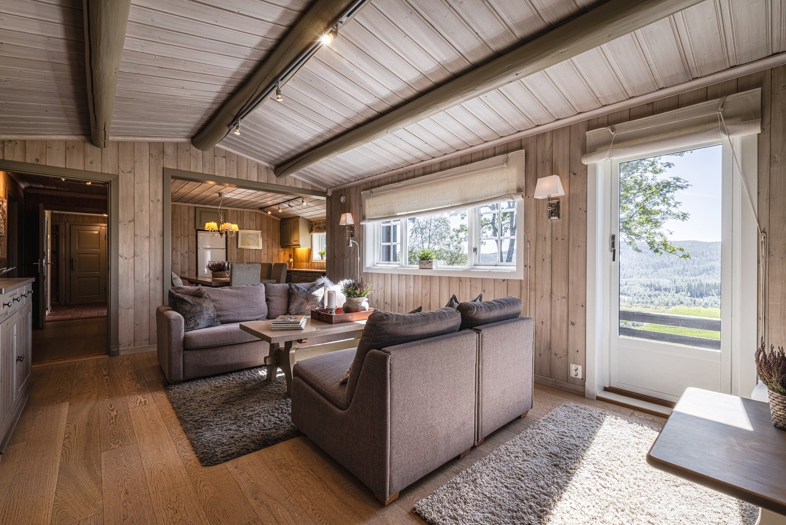 Solid håndverk. Vinduer fra 2010. Galleribilde