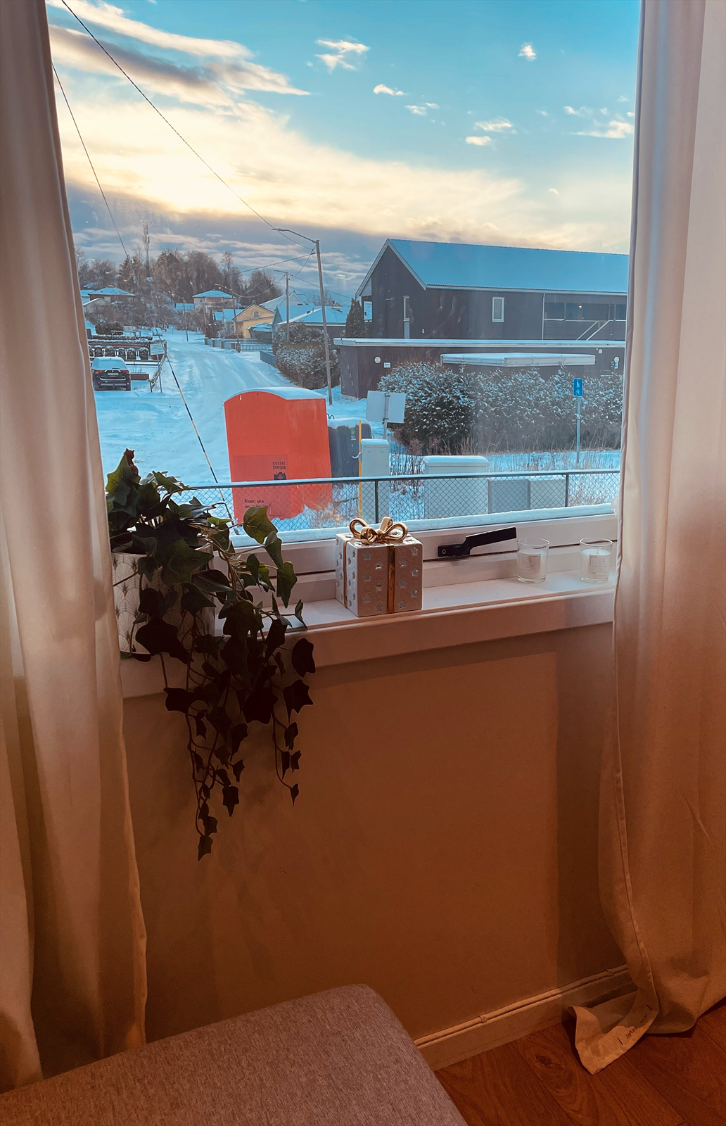 Utsikt fra stuevindu Galleribilde