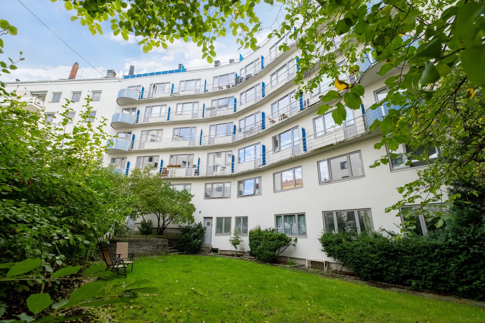 Hyggelig felles bakgård. Galleribilde