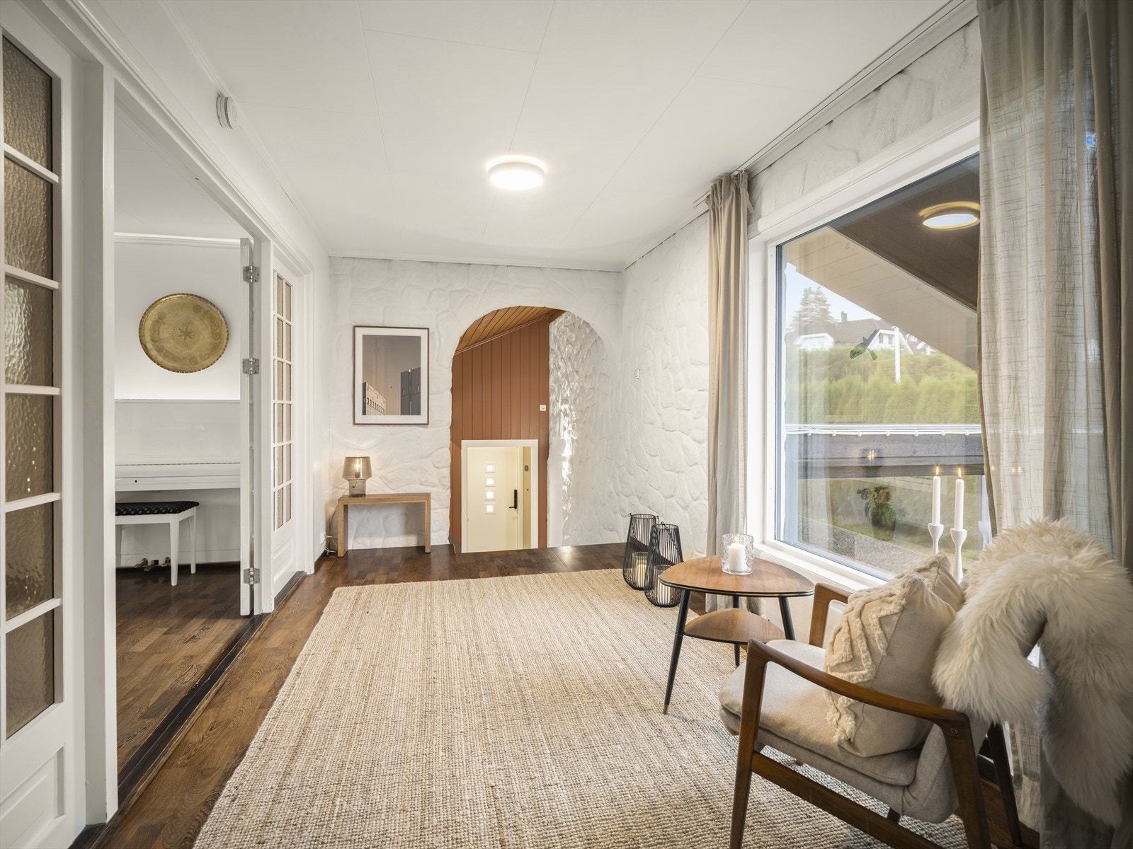 Lyst, luftig og god plass til det gode familieliv. Galleribilde