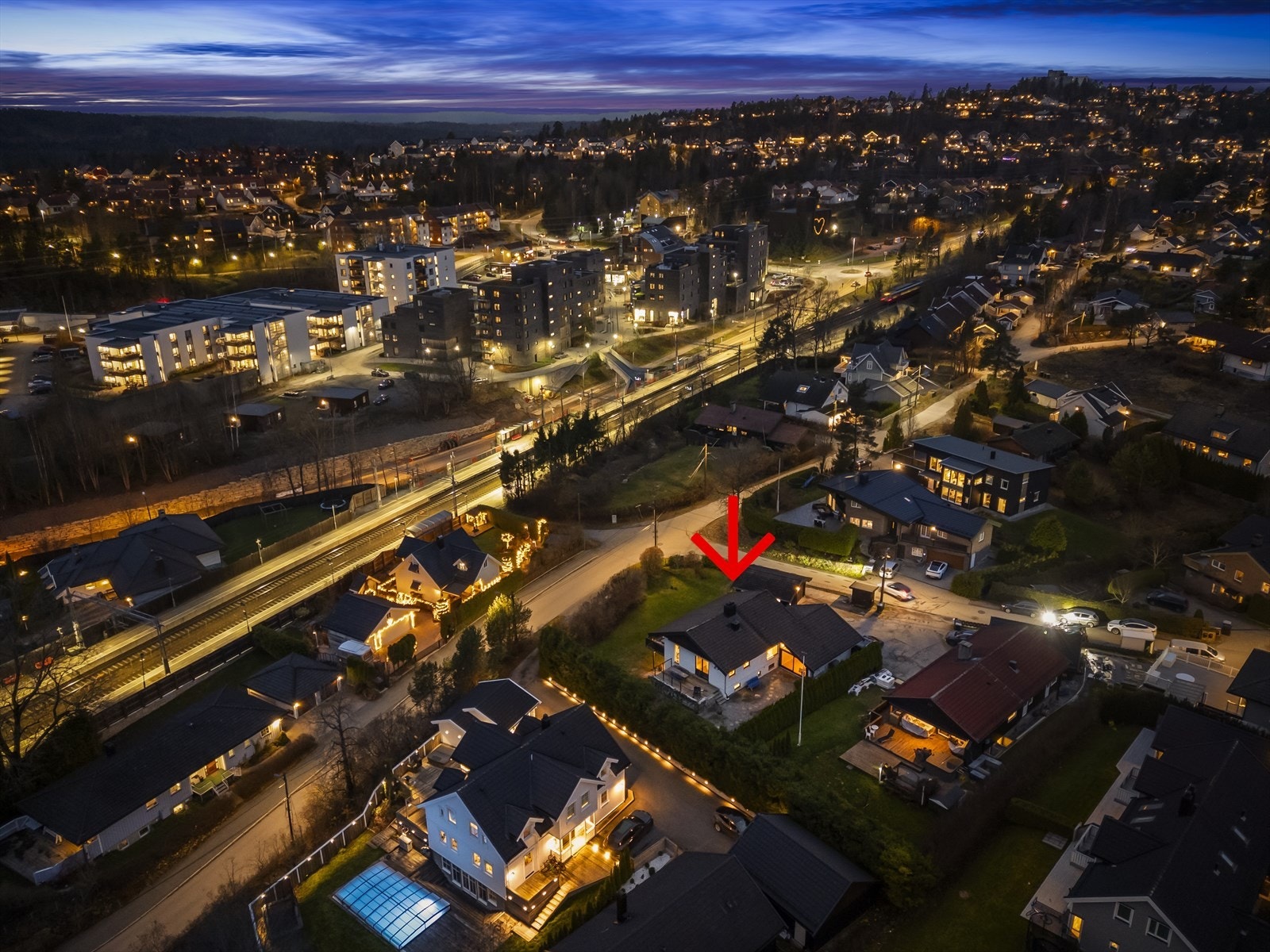 Kort gangavstand til toget og Greverud senter. Galleribilde