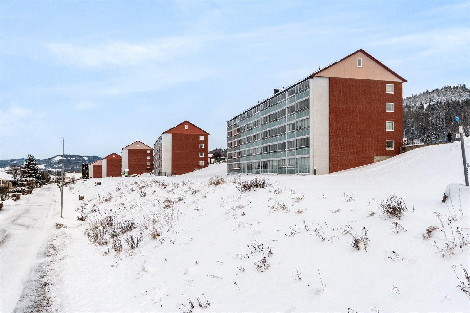 Blokkene fikk innglassing av terrasser i 2013. Galleribilde