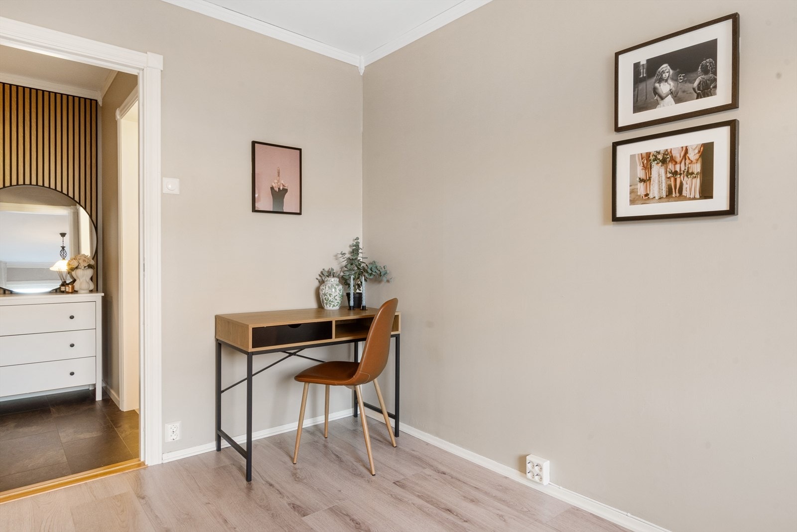 Minikontorkrok ! Galleribilde