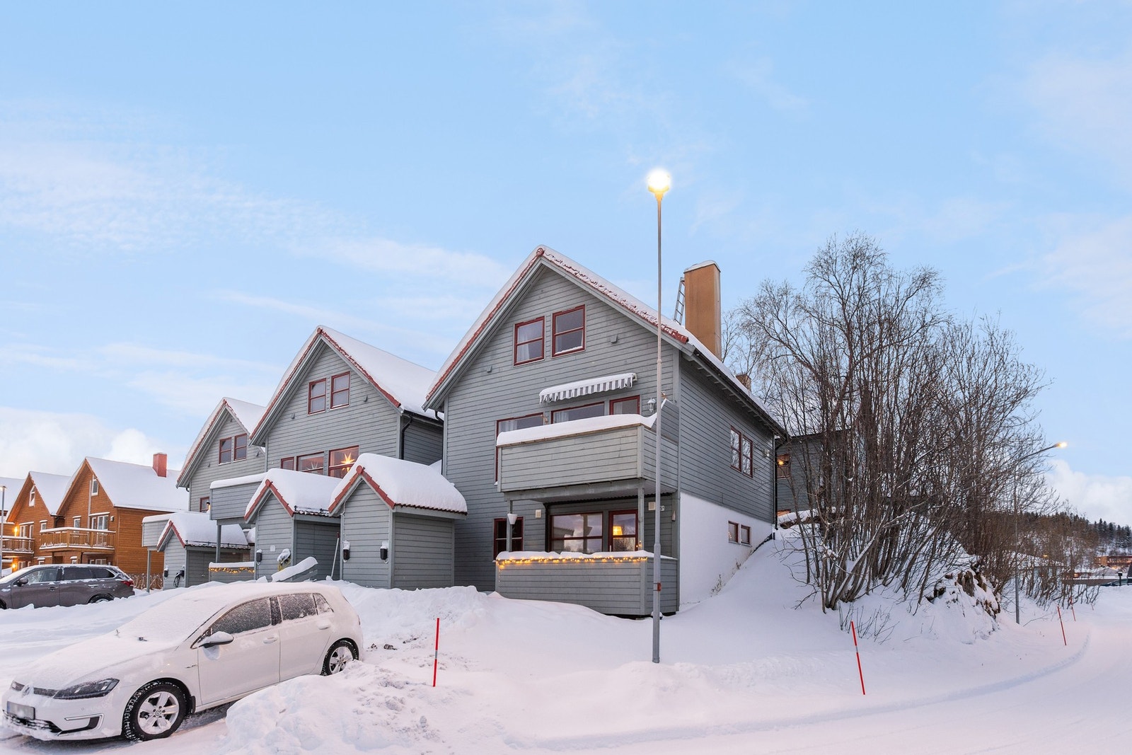 Leiligheten ligger i første bygget i gata. Galleribilde