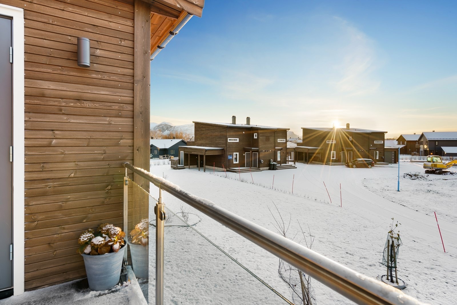 Her fra er det direkte inngang til enda en praktisk utebod. Galleribilde